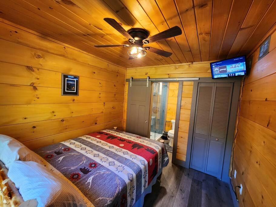 Dancing Bear Cabin- Relax & Enjoy! Sevierville Esterno foto