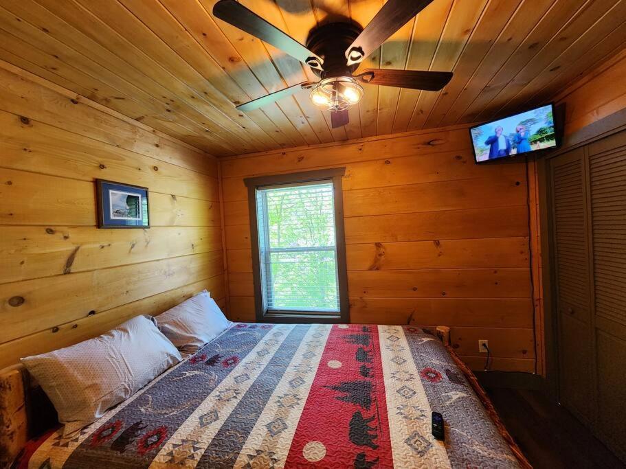 Dancing Bear Cabin- Relax & Enjoy! Sevierville Esterno foto