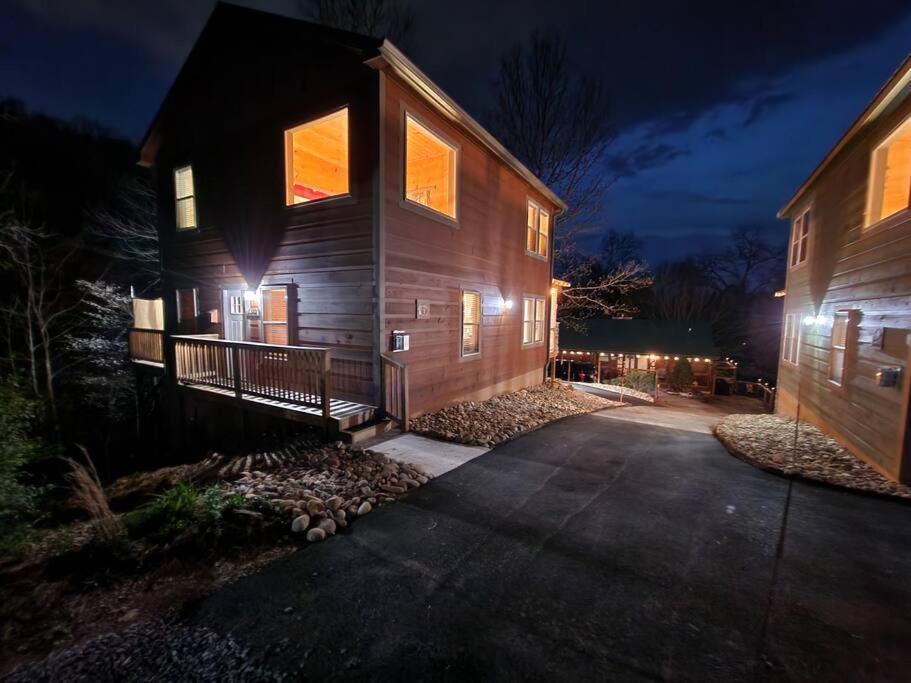 Dancing Bear Cabin- Relax & Enjoy! Sevierville Esterno foto