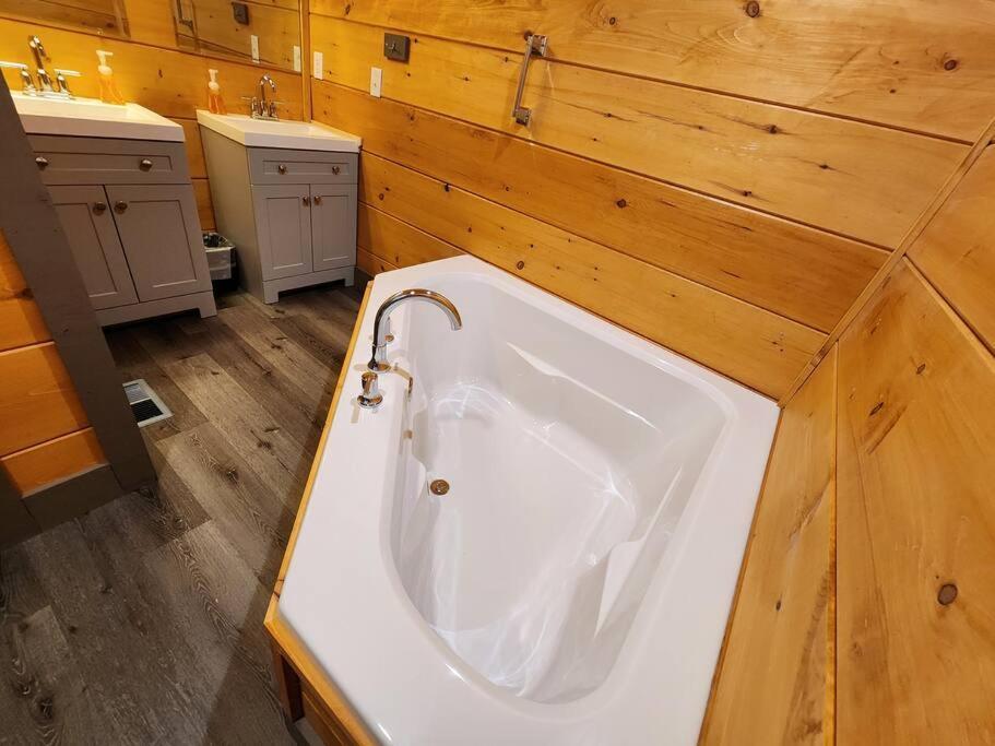 Dancing Bear Cabin- Relax & Enjoy! Sevierville Esterno foto