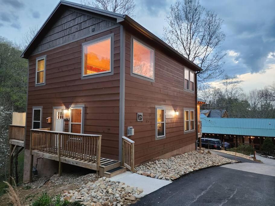 Dancing Bear Cabin- Relax & Enjoy! Sevierville Esterno foto