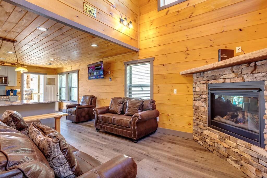Dancing Bear Cabin- Relax & Enjoy! Sevierville Esterno foto