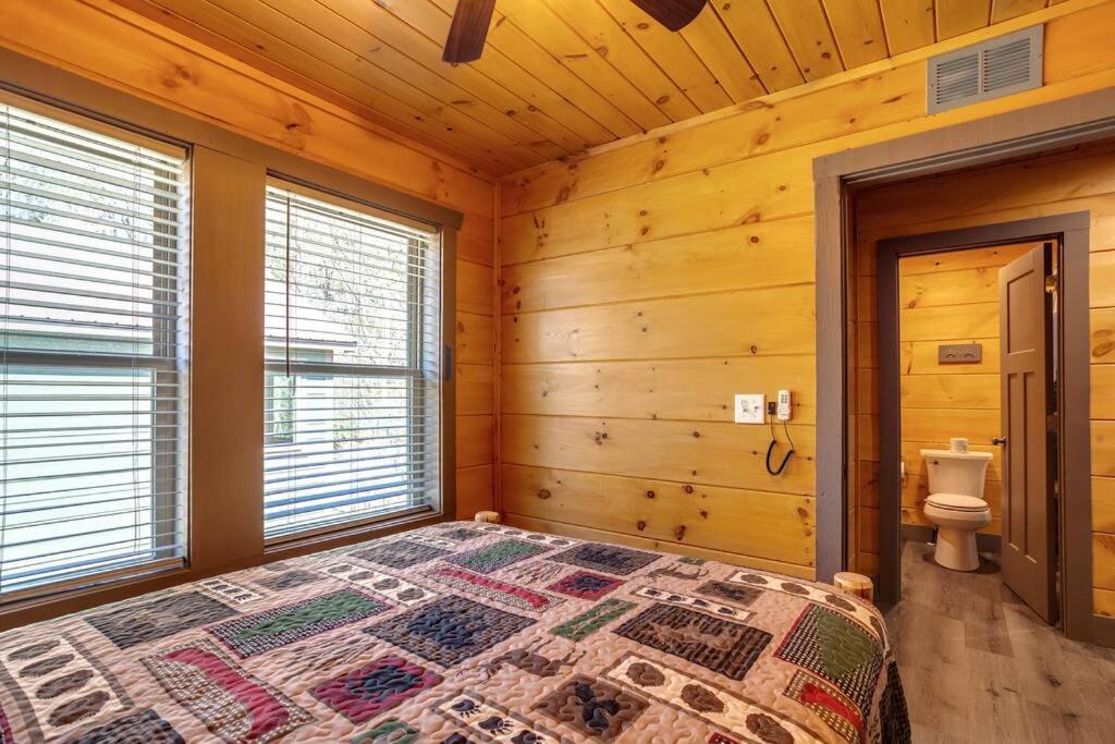 Dancing Bear Cabin- Relax & Enjoy! Sevierville Esterno foto