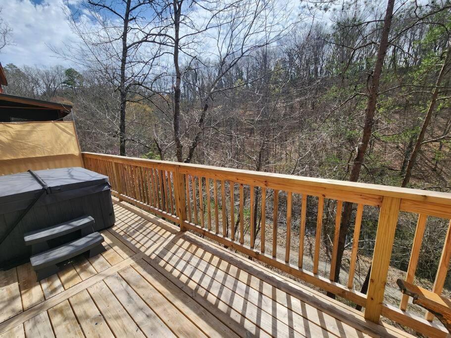 Dancing Bear Cabin- Relax & Enjoy! Sevierville Esterno foto