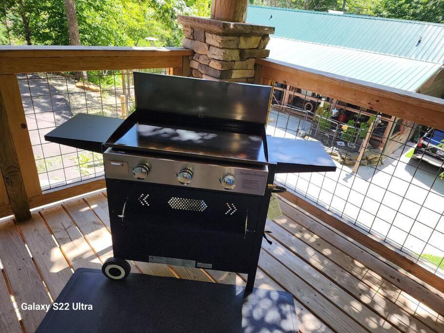Dancing Bear Cabin- Relax & Enjoy! Sevierville Esterno foto